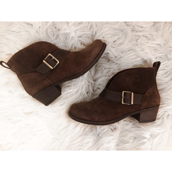 UGG Shoes - NEW UGG Wright women’s booties size 5 1/2